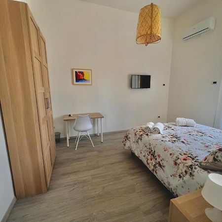 Zara Home - Free Parking Napoli Bagian luar foto