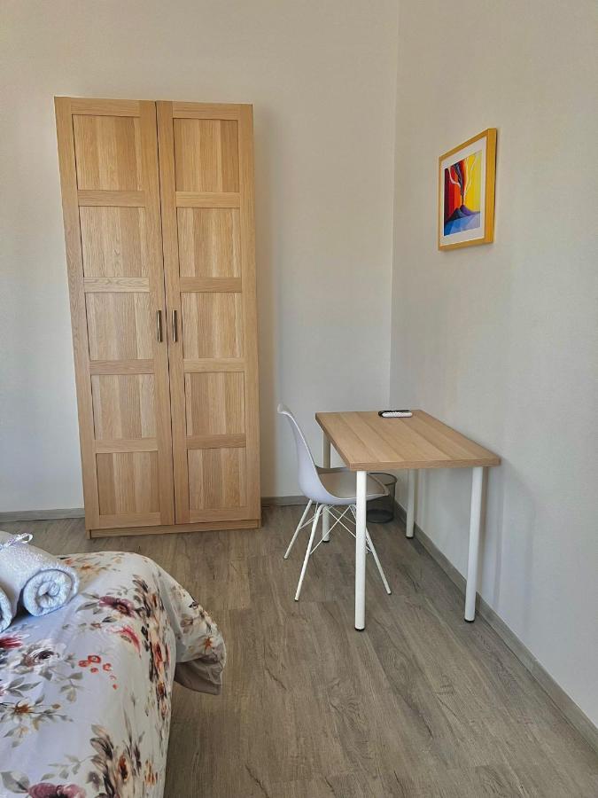 Zara Home - Free Parking Napoli Bagian luar foto