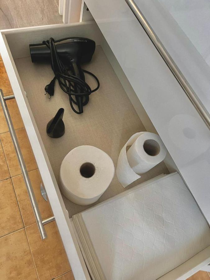 Zara Home - Free Parking Napoli Bagian luar foto