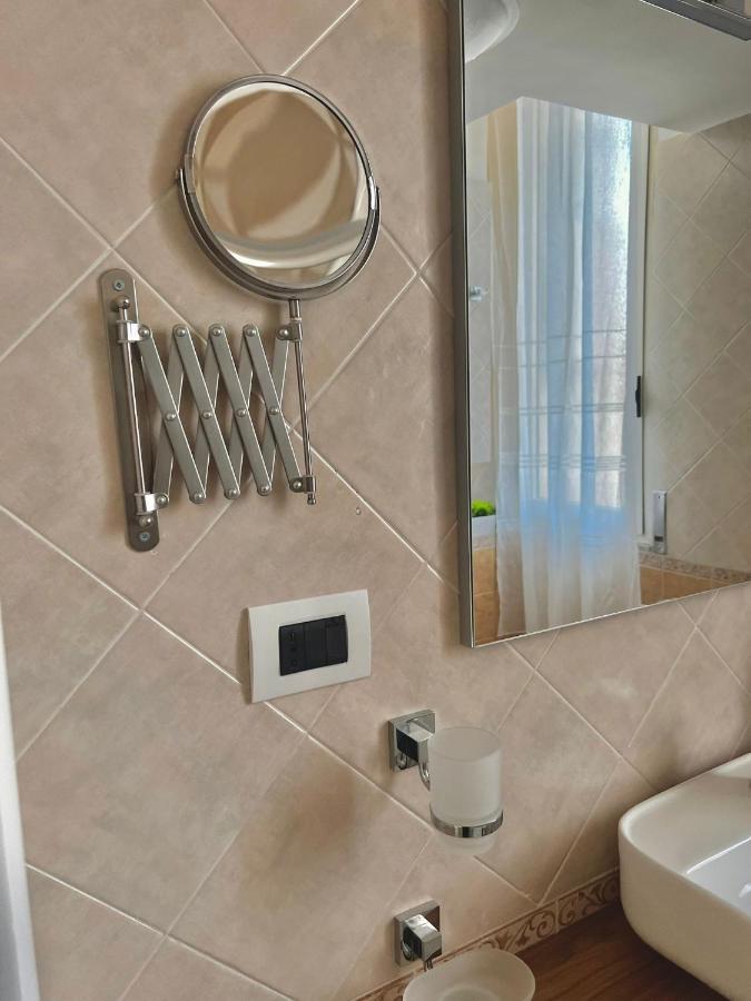 Zara Home - Free Parking Napoli Bagian luar foto